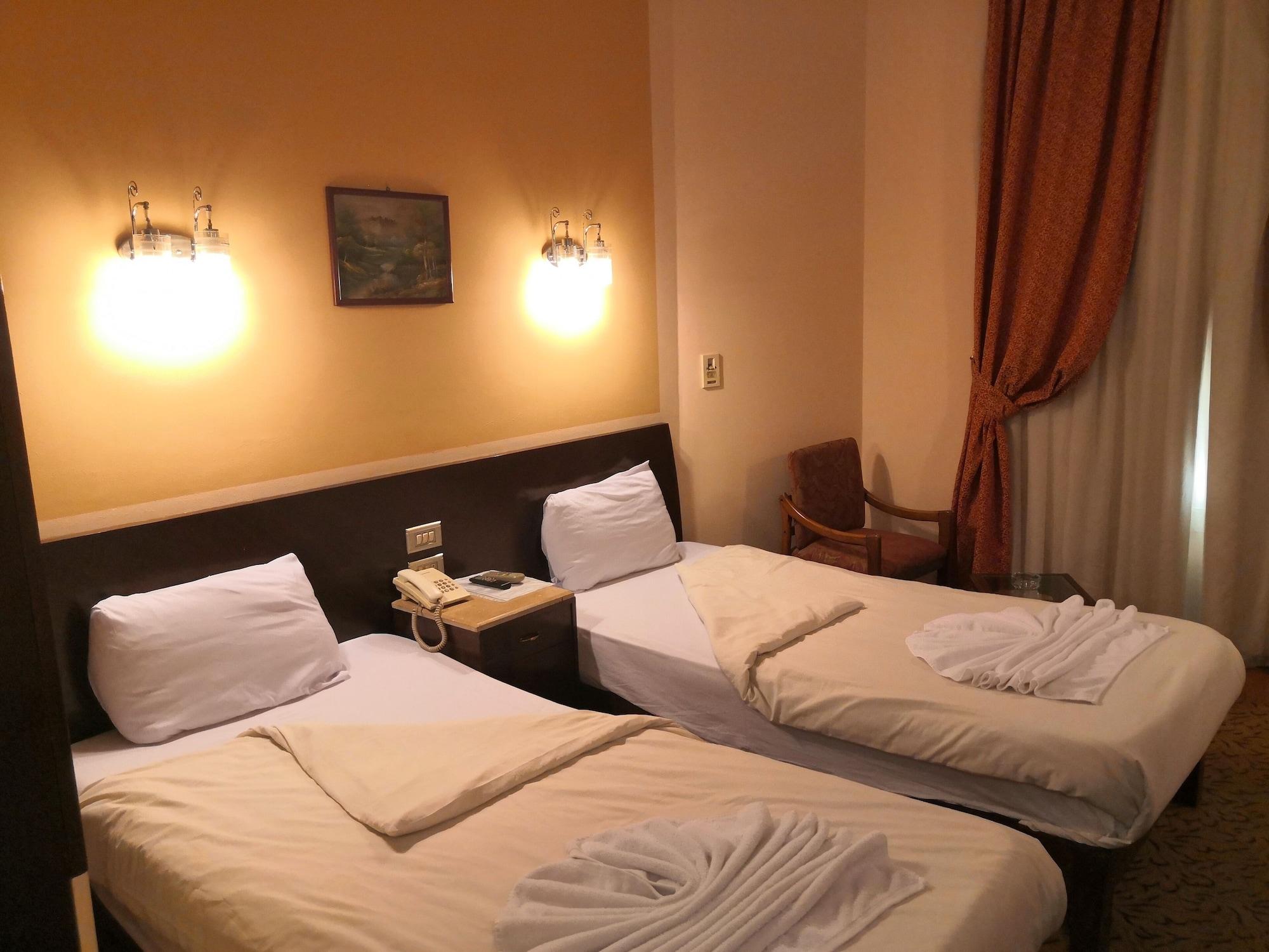 Susanna Hotel Luxor Esterno foto